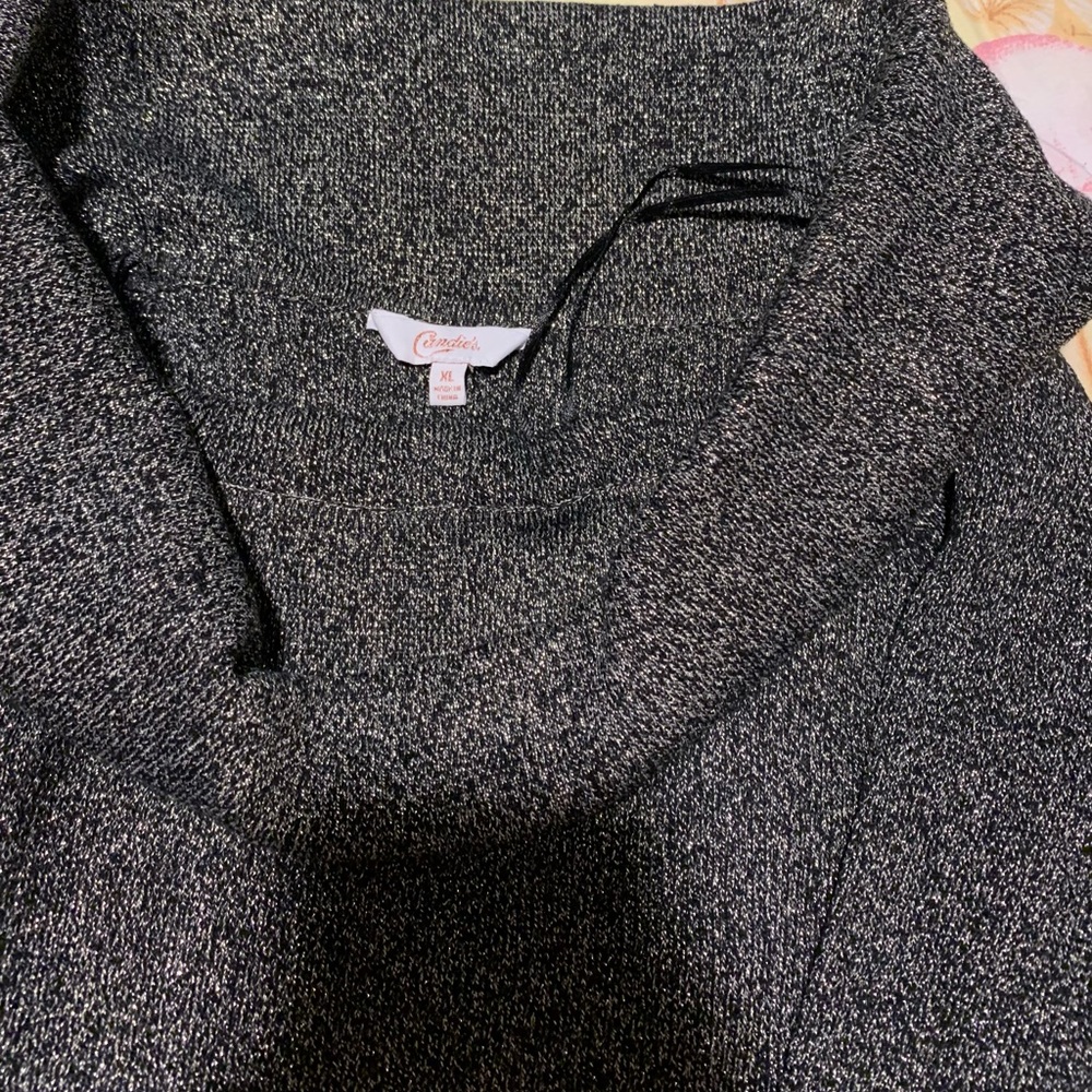 Long sleeve Candies Sweater perfect for night date.